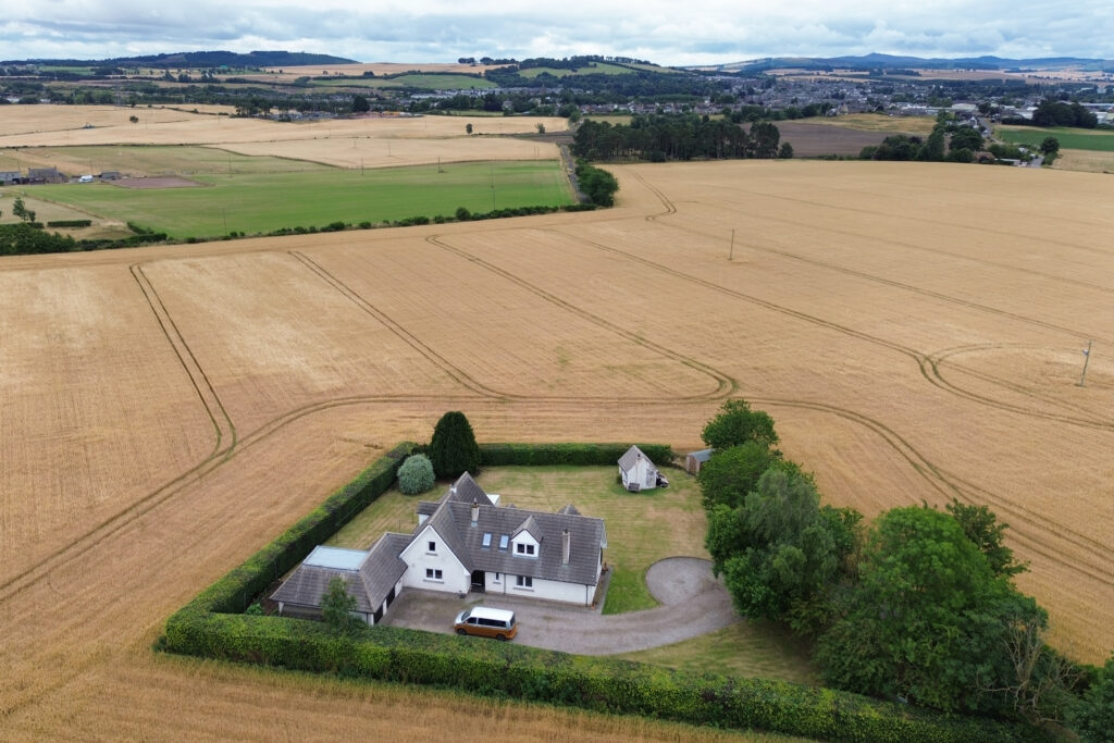 Thistlecroft, Carseburn, Forfar, Angus, DD8 3NJ
