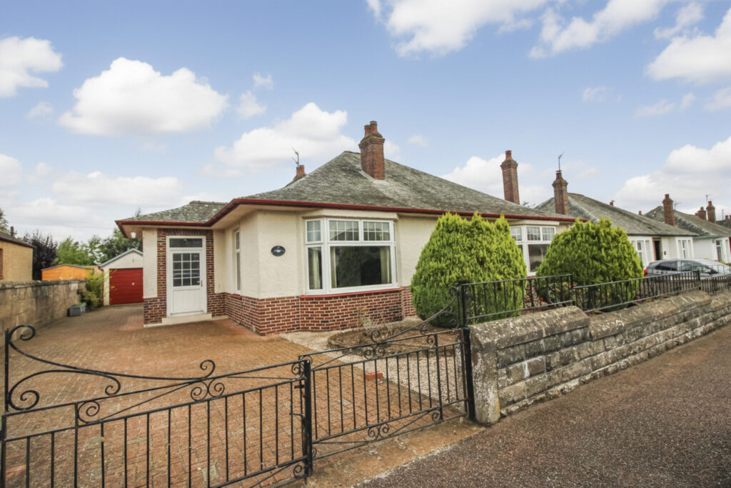 Kinnoull, 10 Hanick Terrace, Forfar, DD8 3JU